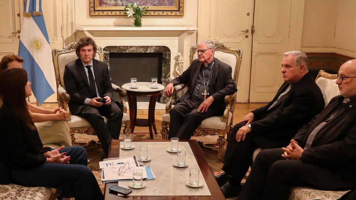 El presidente Javier Milei recibió este martes a los integrantes de la Conferencia Episcopal Argentina