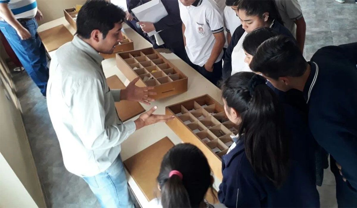 Así aprenden sobre minería en las escuelas de Catamarca. Así aprenden sobre minería en las escuelas de Catamarca.