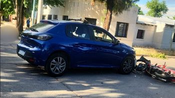 Murió un motociclista tras ser chocado por un auto en Godoy Cruz Murió un motociclista tras ser chocado por un auto en Godoy Cruz