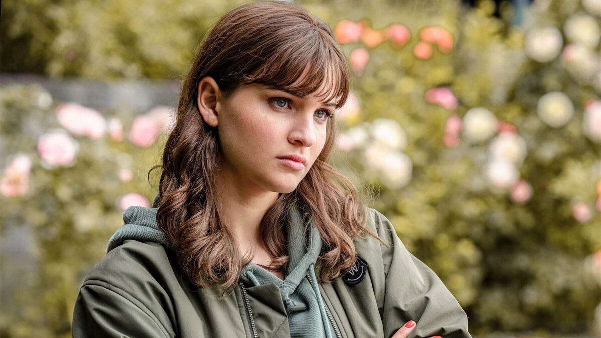 La actriz Lisa Vicari interpreta a Isi en la película de Netflix.