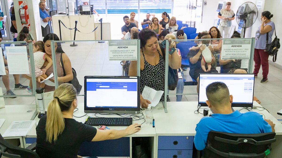 Cuál será la jubilación mínima y cuál la máxima, tras el último aumento de ANSES Cuál será la jubilación mínima y cuál la máxima, tras el último aumento de ANSES