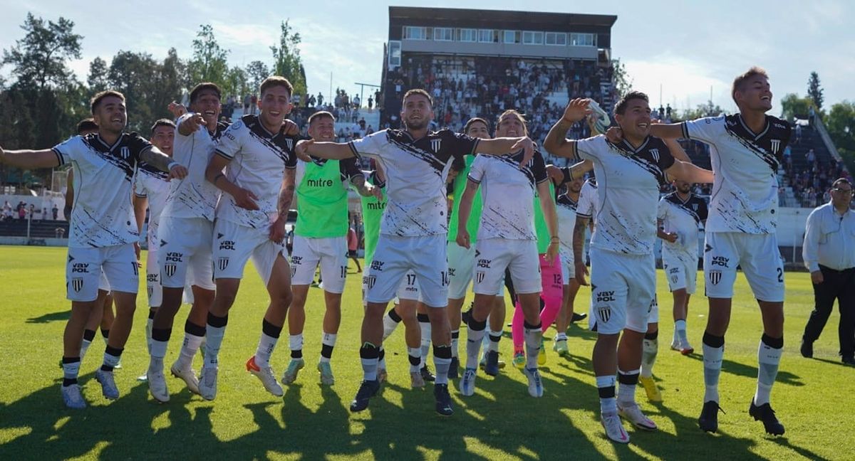 Gimnasia y Esgrima buscará dar el gran golpe y ganarle a Quilmes para meterse en los cuartos de final del Reducido.