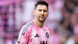 Messi se sorprendió con la actitud de los hinchas.