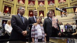 Omar Félix asumió como diputado y formó un bloque unipersonal