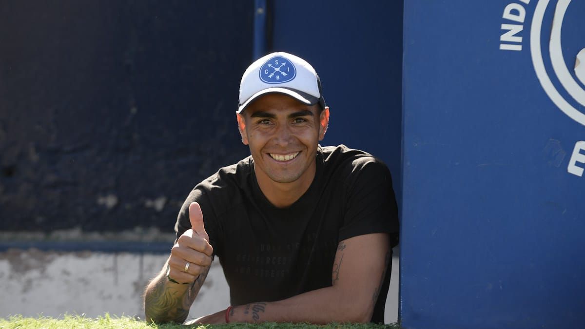 Un reconocimiento para el goleador Diego Cardozo