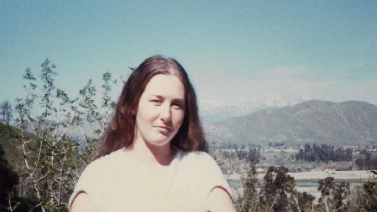 Collen Stan vivió secuestrada en una caja. Collen Stan vivió secuestrada en una caja.