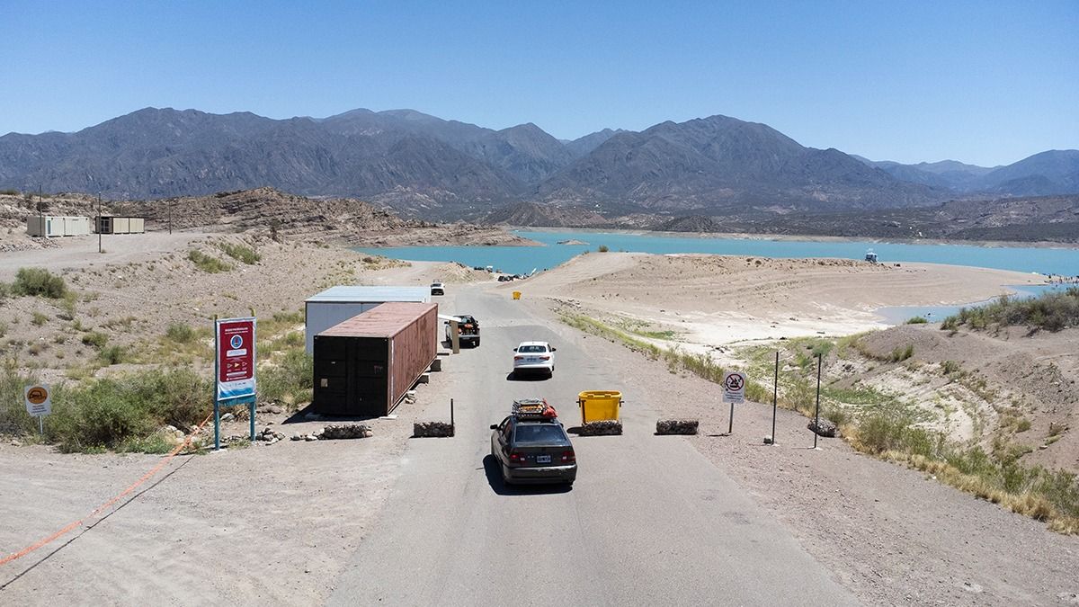 En este plano más amplio se pueden ver las instalaciones provisorias que Potrerillos Resort está armando para el verano 2024. En este plano más amplio se pueden ver las instalaciones provisorias que Potrerillos Resort está armando para el verano 2024.