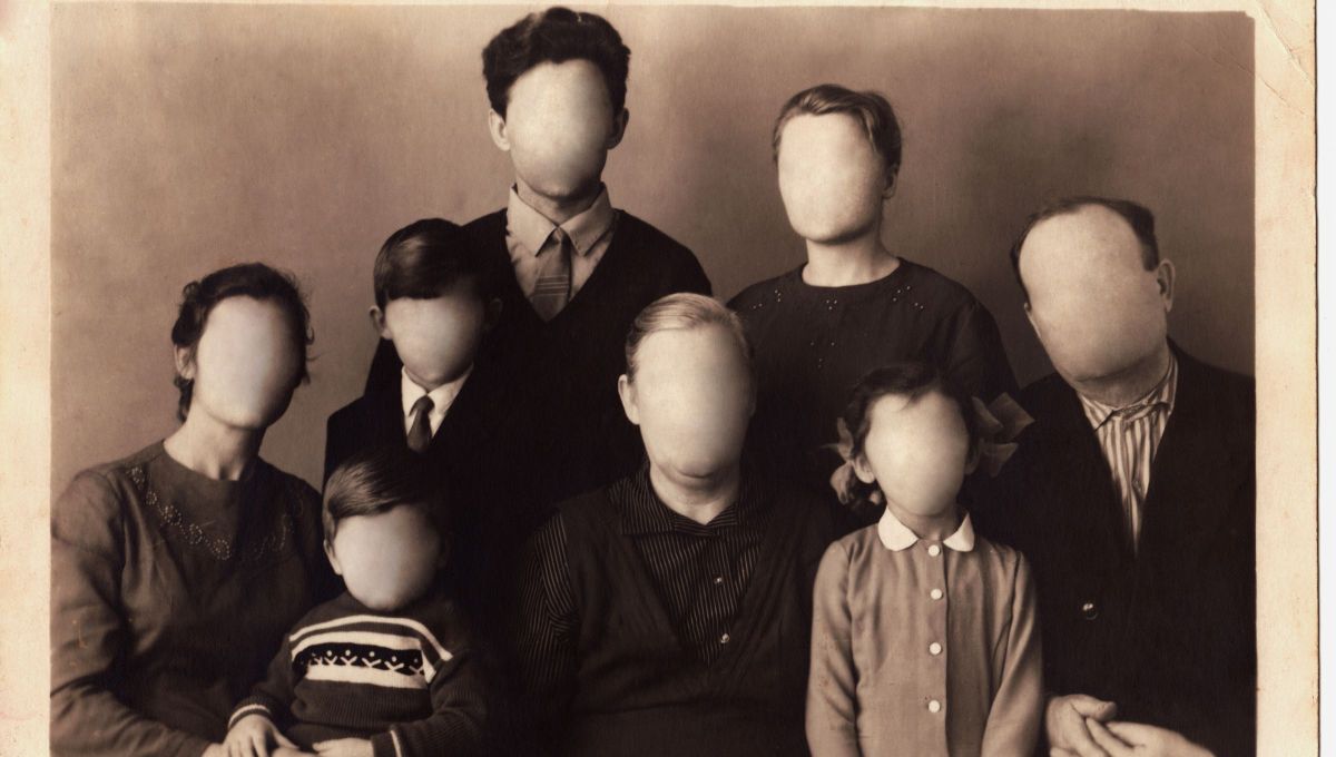 Olvidar las caras de las personas: la enfermedad poco conocida que le da significado a esta condición