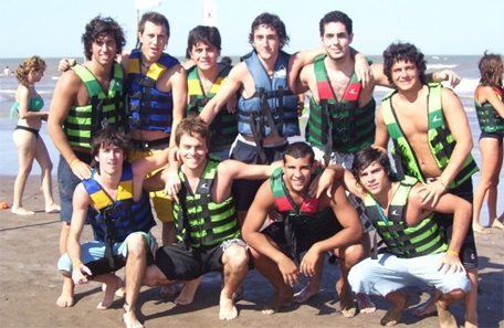 Vos y tus amigos, en Diario UNO