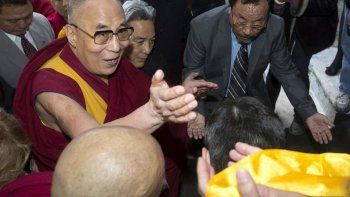 El papa Francisco no recibirá al dalai lama en la cumbre de los Nobel