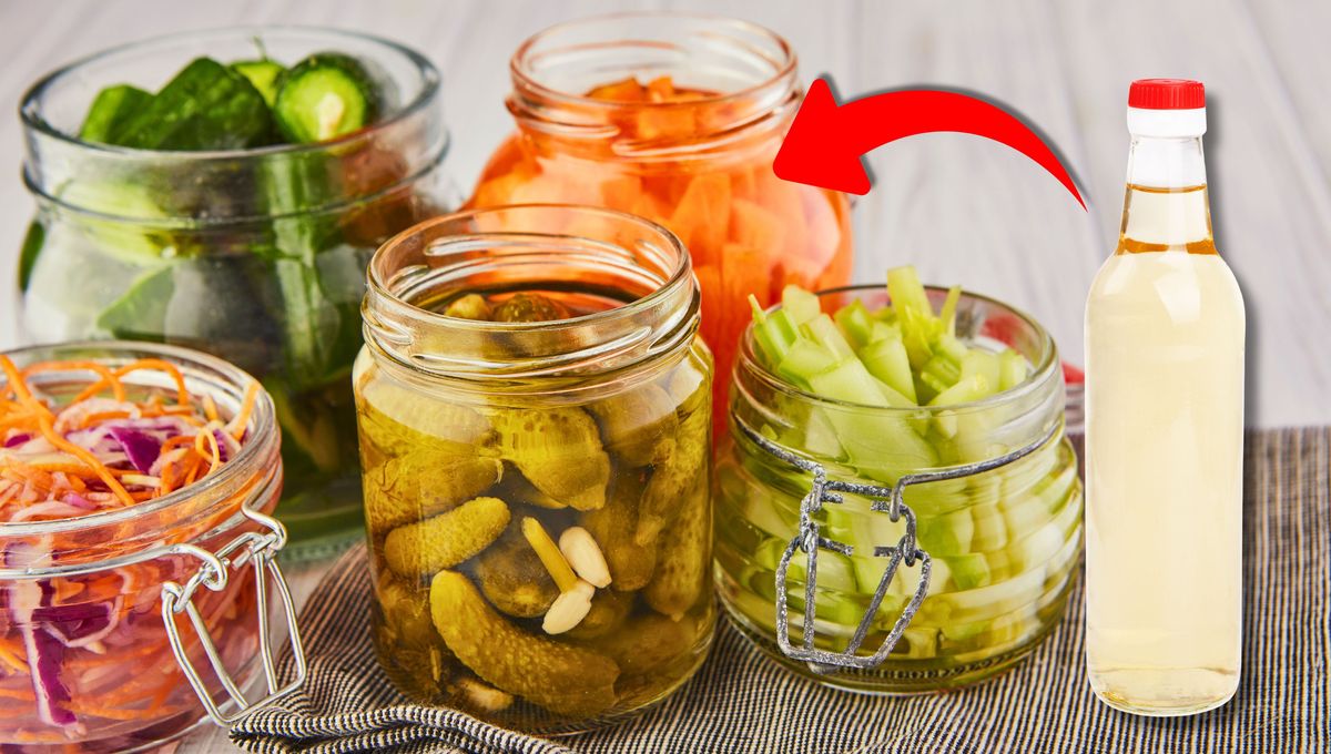 ¿Cómo se usa el vinagre para conservar alimentos y por qué funciona?