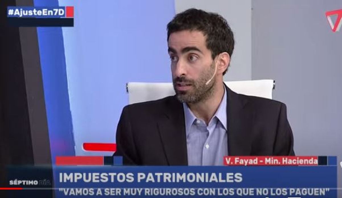 Ante la posible caída en la recaudación de los impuestos patrimoniales, Inmobiliario y Automotor, Fayad advirtió que van a ser rigurosos con los contribuyentes que no paguen y adelantó que el interés por mora estará por encima de la inflación. Ante la posible caída en la recaudación de los impuestos patrimoniales, Inmobiliario y Automotor, Fayad advirtió que van a ser rigurosos con los contribuyentes que no paguen y adelantó que el interés por mora estará por encima de la inflación.