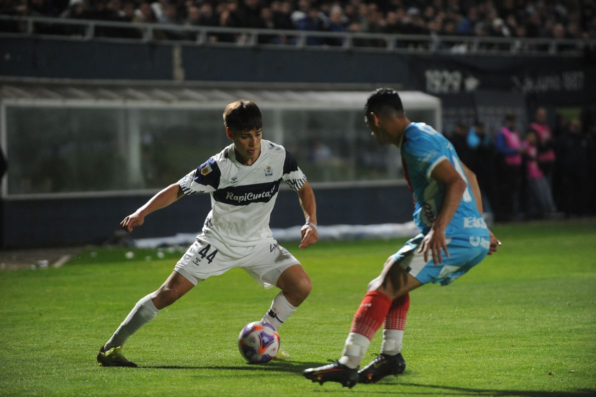 Gimnasia La Plata es único puntero seguido de Atlético Tucumán y Boca