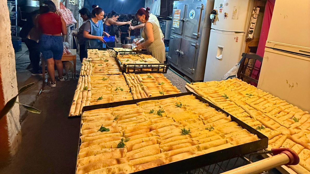Estuvo a punto de cerrar y redobla la apuesta: un comedor cumple 6 años y cocinará 3.000 canelones