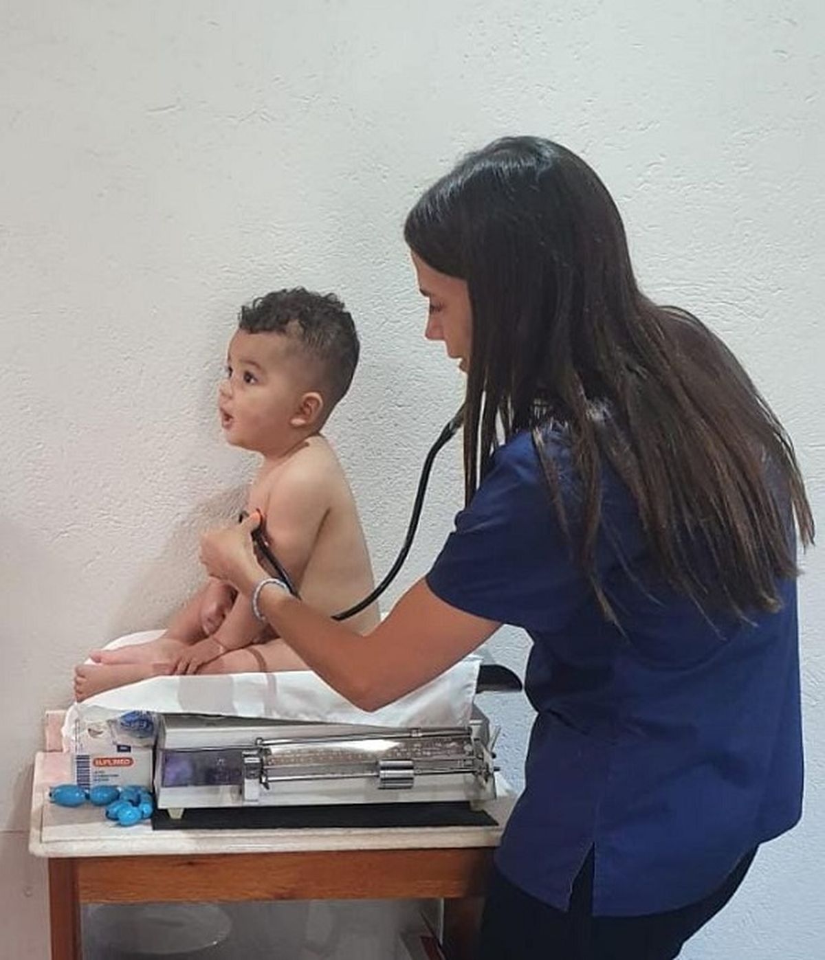 Es sumamente importante acudir al pediatra para los controles periódicos. Es sumamente importante acudir al pediatra para los controles periódicos.