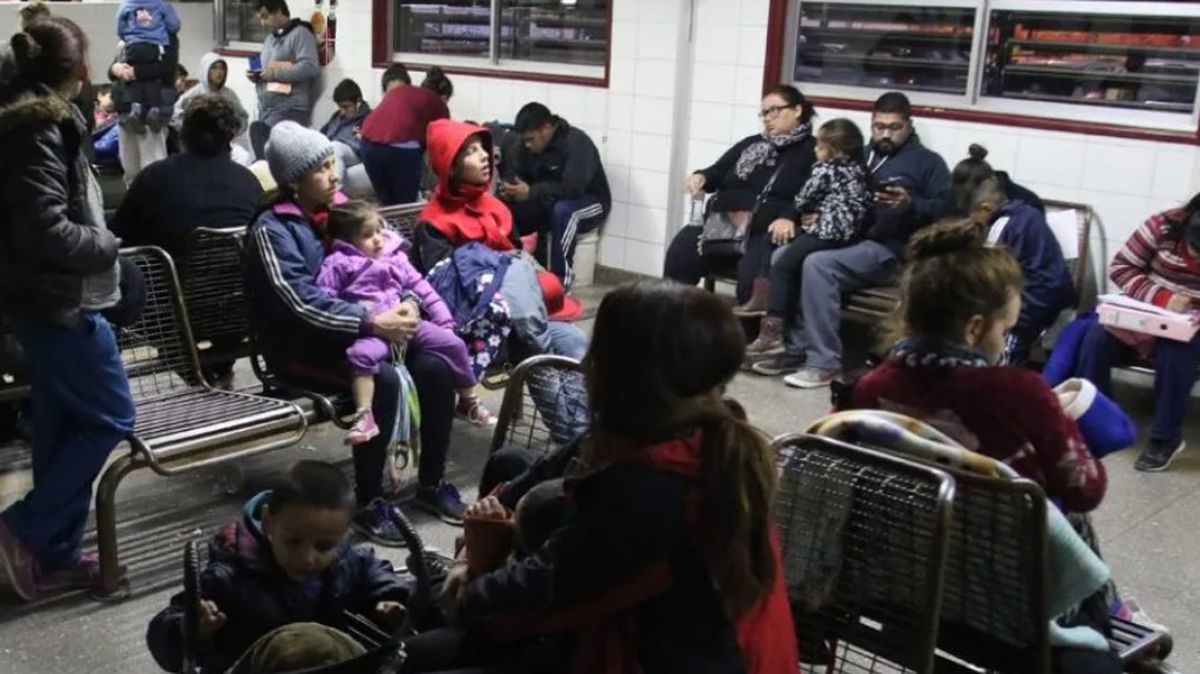 La guardia del Notti ha estado saturada de pacientes en los últimos días, por el aumento de enfermedades respiratorias.&nbsp;