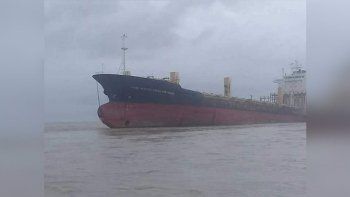 Enigmático barco fantasma aparece en las costas de Birmania