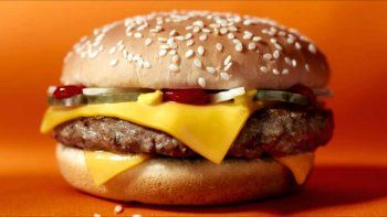 Hallaron gusanos en dos restaurantes de McDonald's en EE.UU.