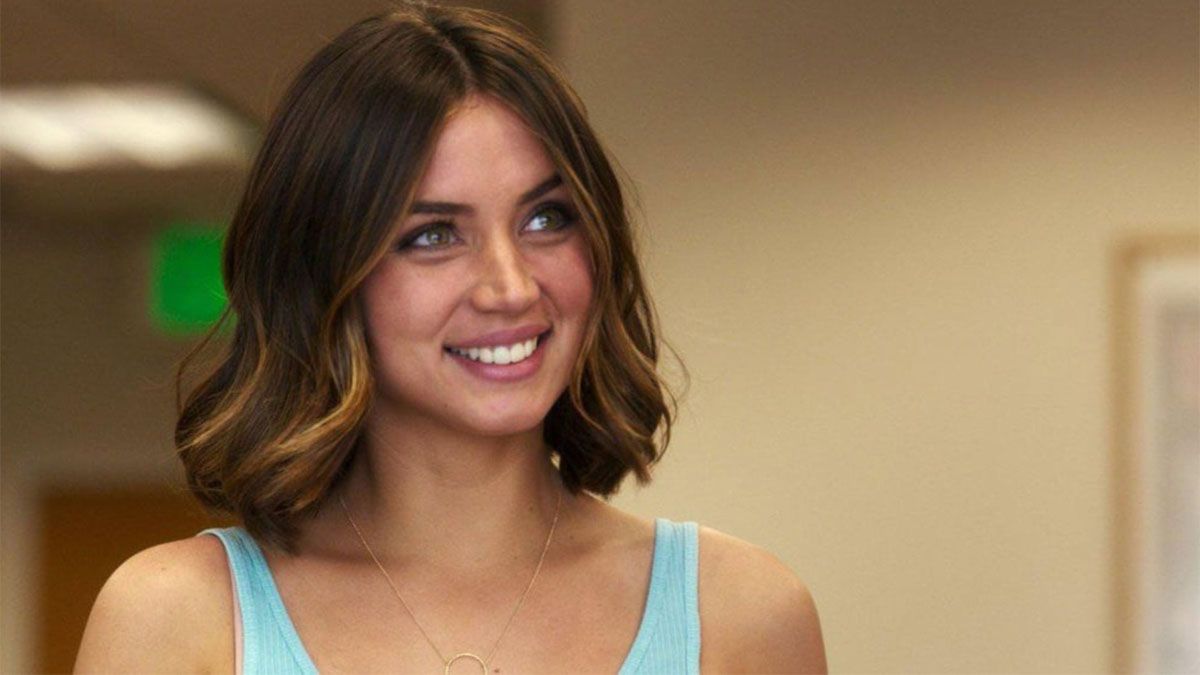 Ana de Armas la rompe con su aparición en la película de Netflix. Ana de Armas la rompe con su aparición en la película de Netflix.