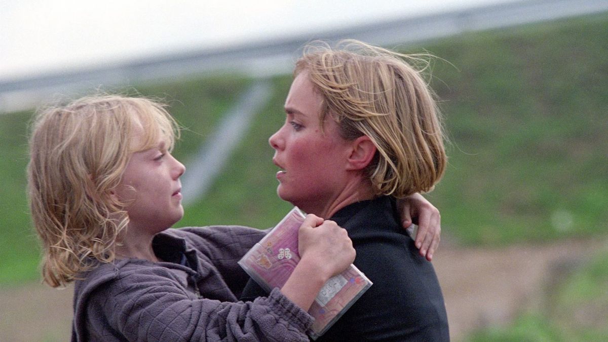 Los miembros del reparto y de la producción sufrieron amenazas de secuestro. Los miembros del reparto y de la producción sufrieron amenazas de secuestro.