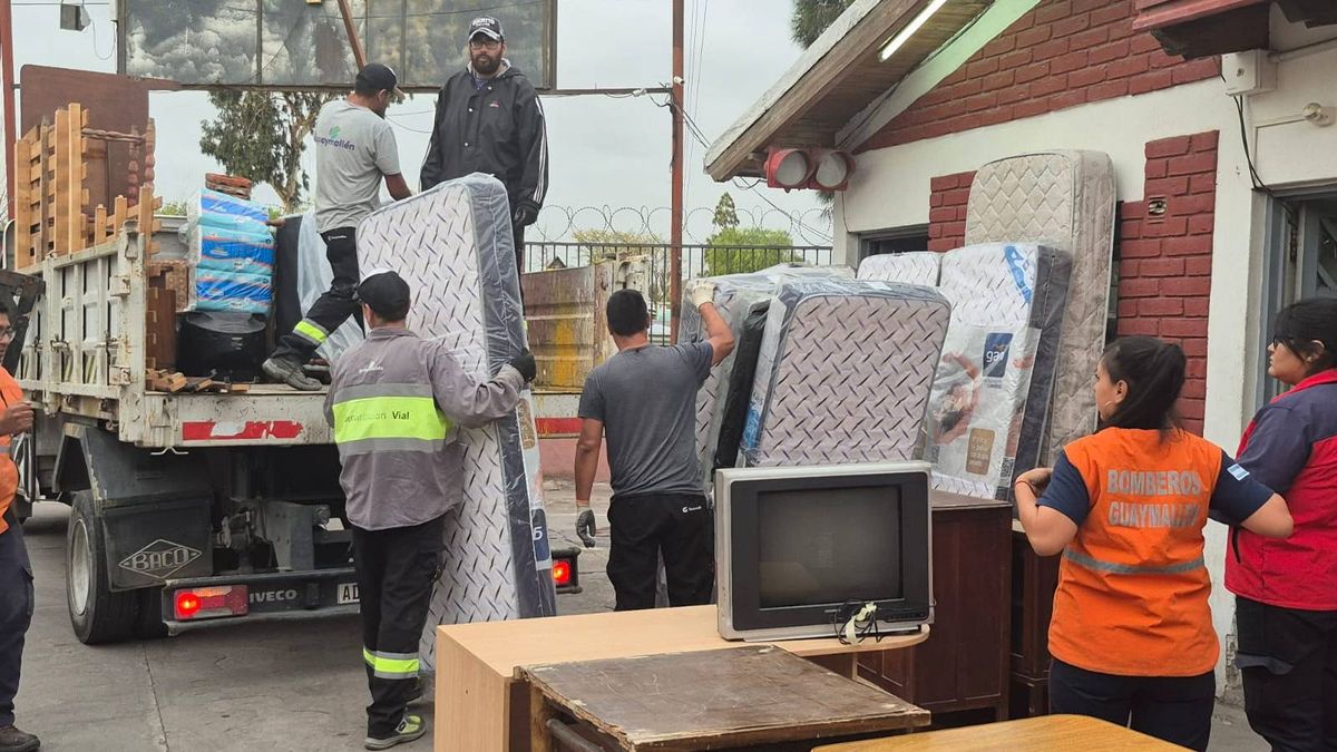 El cargamento de bomberos voluntarios de Guaymallén sale a Bahía este viernes El cargamento de bomberos voluntarios de Guaymallén sale a Bahía este viernes