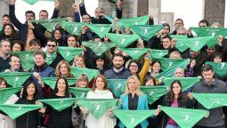 Amplio apoyo del Frente Progresista para que el aborto sea ley