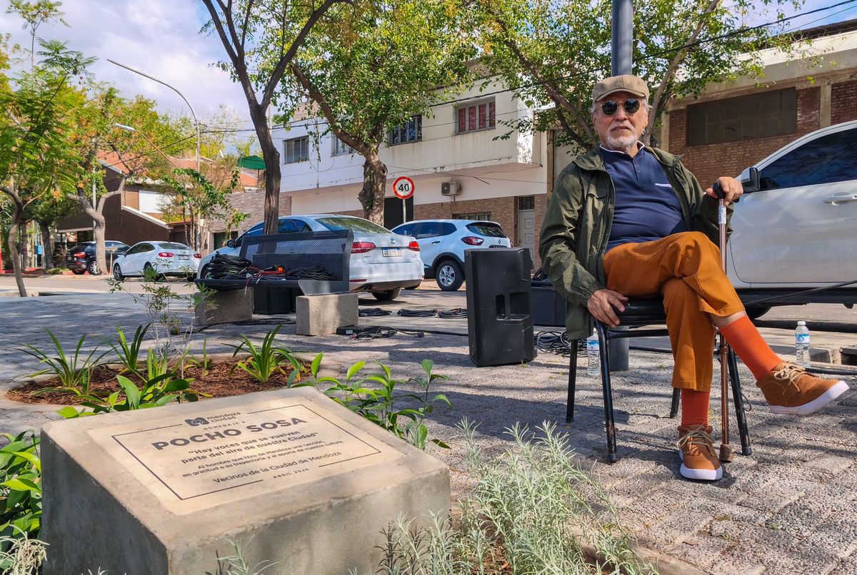 Emoción en la Cuarta Sección en el homenaje al Pocho Sosa, declarado como 