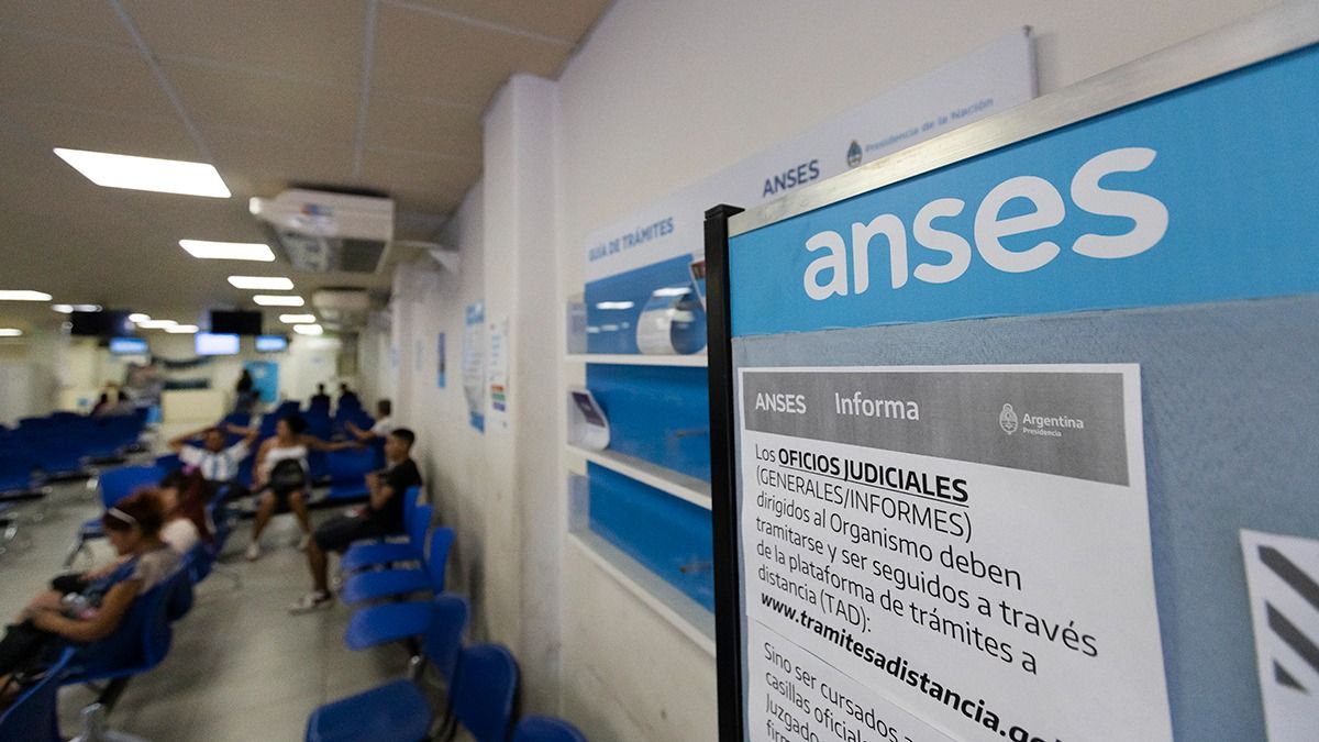 ANSES: Fechas De Pago, Aumentos Y Montos En Julio Para Jubilados, AUH ...