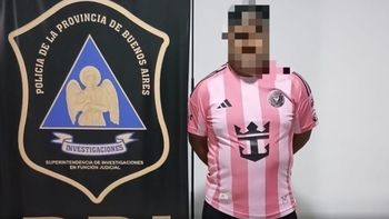Sospechan que un famoso cantante cumbiero sigue haciendo shows mientras lo investigan por abuso sexual
