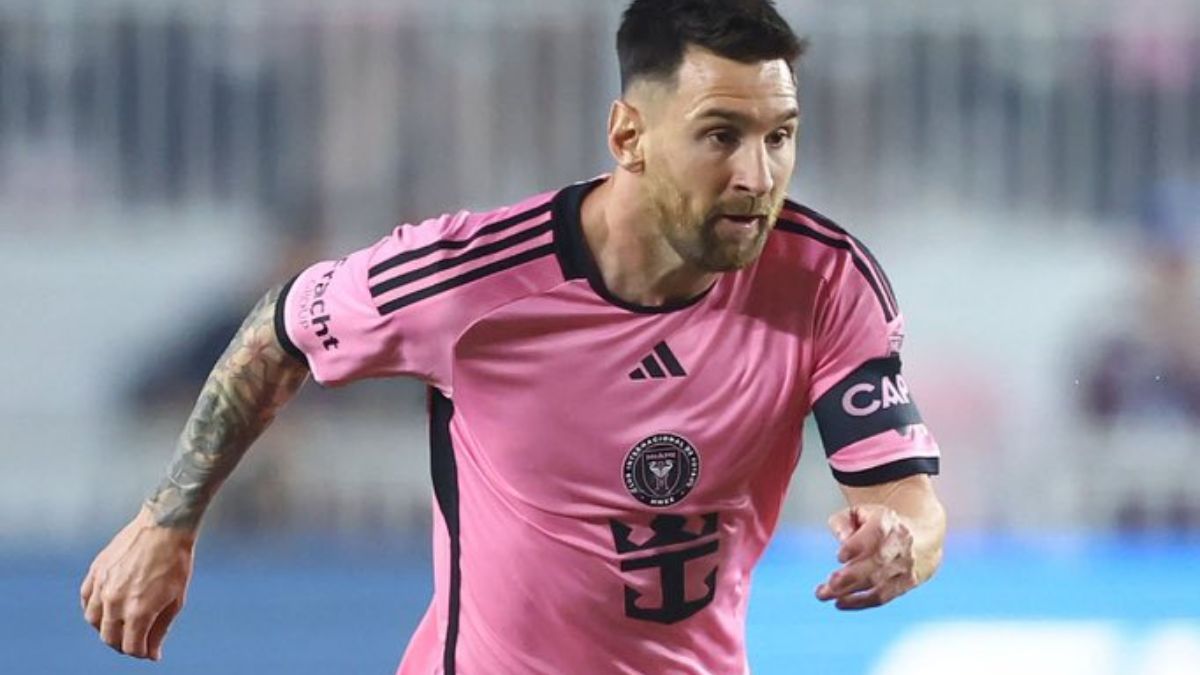 Messi irá de titular frente al New England. Messi irá de titular frente al New England.