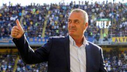 Gustavo Alfaro tendría destino de selección y enfrentaría a Argentina