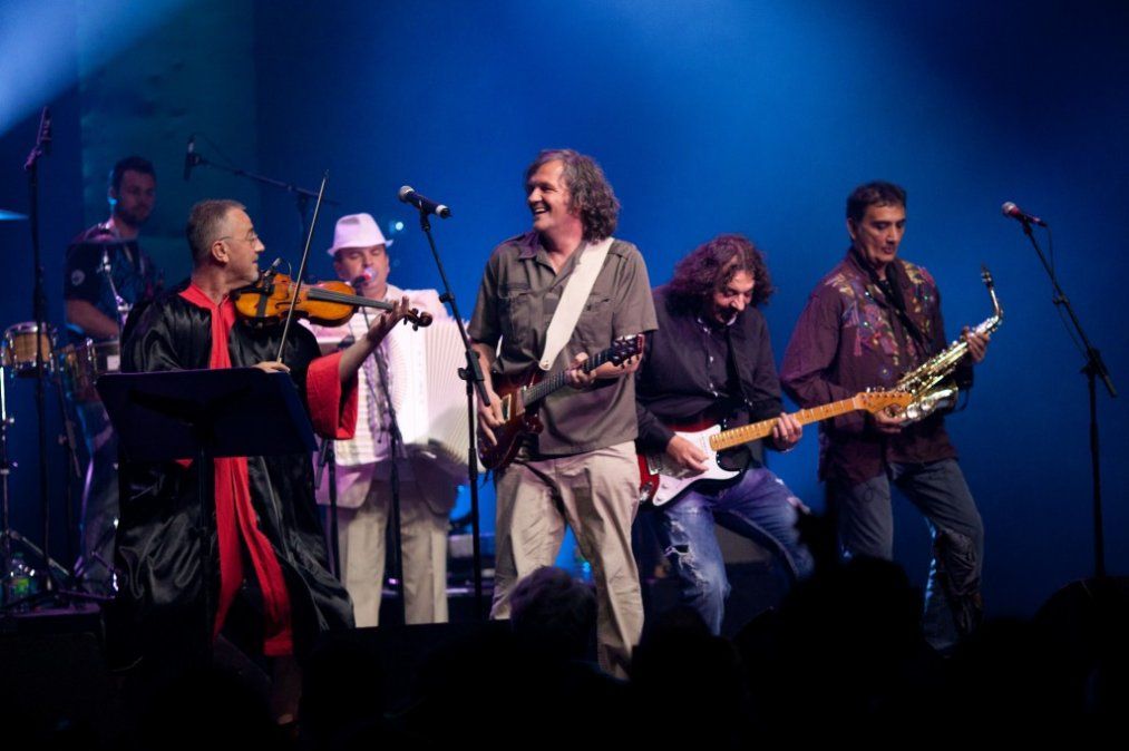 Kusturica vuelve a la Argentina y se presenta el 1 de diciembre junto a su banda en el Luna Park