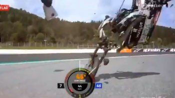 Rossi y Viñales se salvaron de milagro: así se vio desde la cámara del italiano