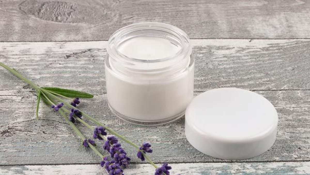 El sencillo truco casero para hacer desodorante natural con solo tres ingredientes