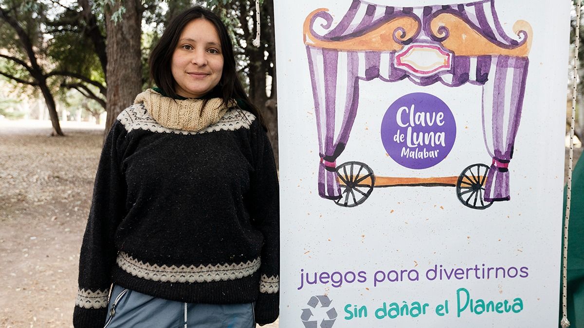 Los interesados en donar muebles, pallets o cualquier objeto de madera puede comunicarse con Ingrid. Los interesados en donar muebles, pallets o cualquier objeto de madera puede comunicarse con Ingrid.