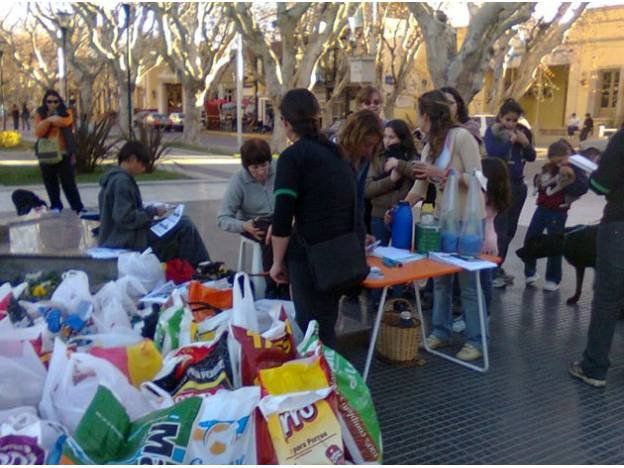 Comienza la campaña 2014 Doná tu granito de alimento