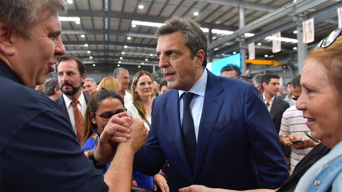 Sergio Massa en Escobar donde anunció el acuerdo con el Club de París.