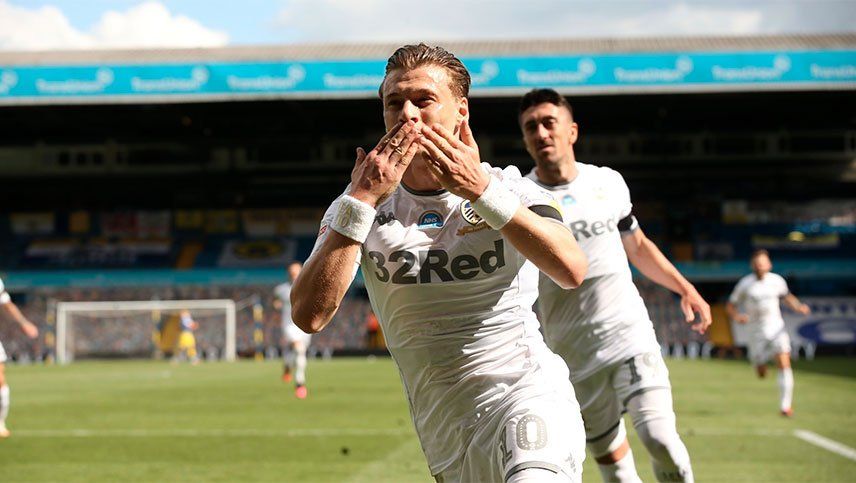 El Leeds de Bielsa logró un triunfo clave y se encamina al ascenso