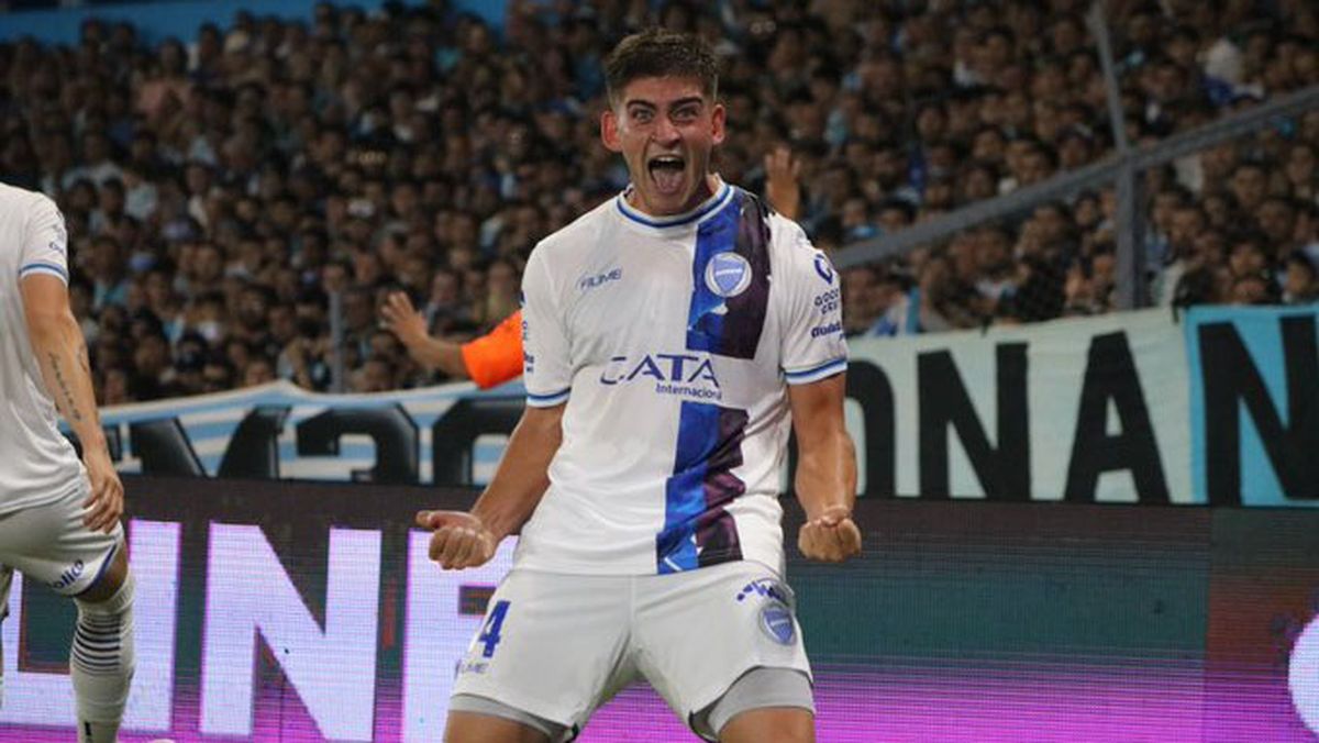 Tomás Badaloni con un doblete le dio el trunfo a Godoy Cruz frente a Racing, en Avellaneda.