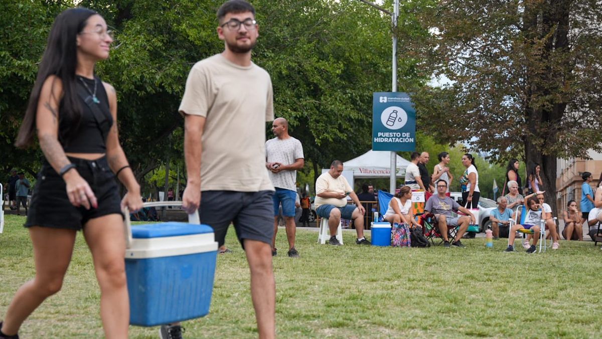 Desde el miércoles habrá máximas por encima de los 35 grados. Desde el miércoles habrá máximas por encima de los 35 grados.