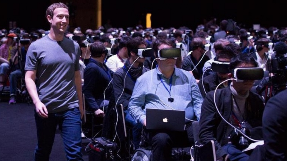 Impactante. Mark Zuckerberg y sus invitados prueban el universo META con lentes de realidad virtual.