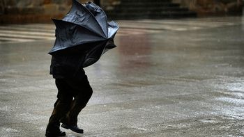 Alerta naranja por tormentas eléctricas, caída de granizo y fuertes ráfagas de viento Alerta naranja por tormentas eléctricas, caída de granizo y fuertes ráfagas de viento