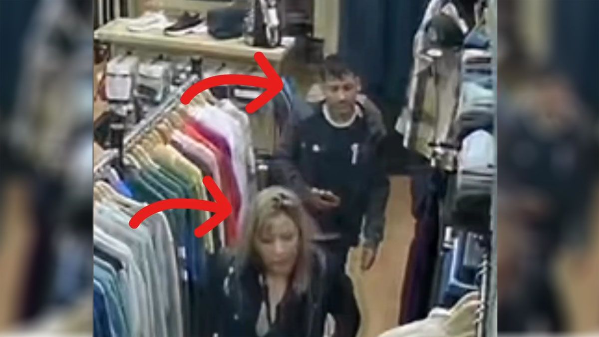 Estos son dos de los delincuentes que robaron ropa en dos locales en pleno centro de San Martín.