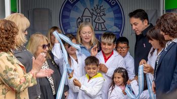 El Gobierno inauguró el edificio de una escuela de San Rafael, sin presencia de la municipalidad El Gobierno inauguró el edificio de una escuela de San Rafael, sin presencia de la municipalidad