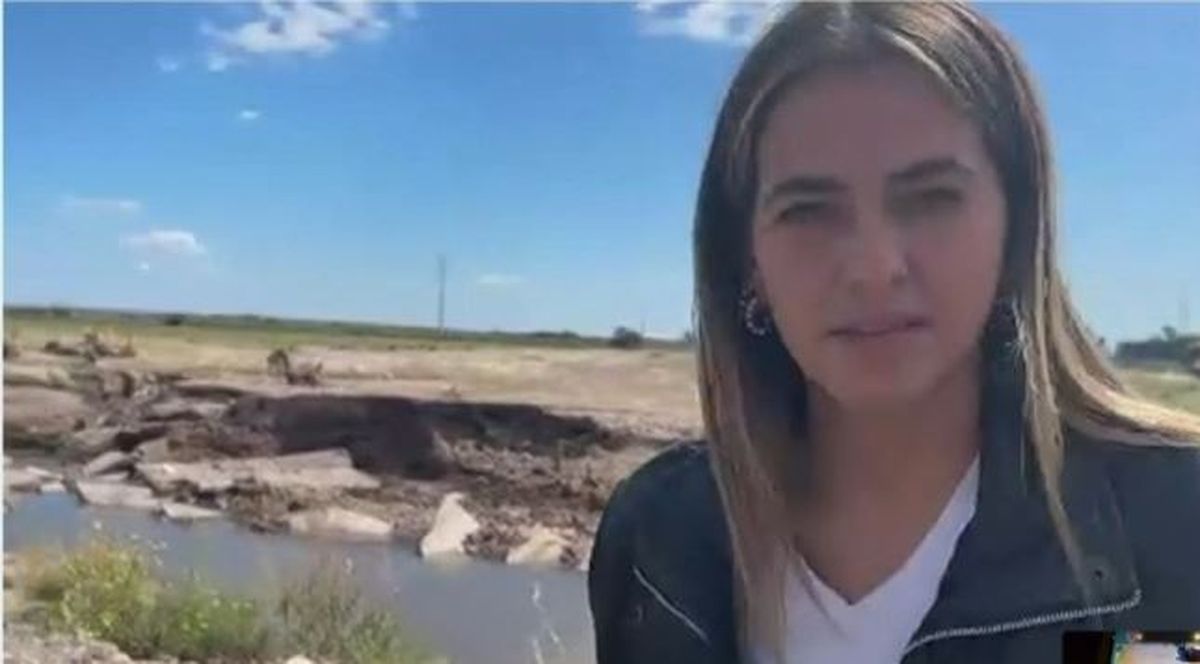 Julieta Navarro, la periodista de Canal América que está en Bahía Blanca, describió el trágico ambiente que se vive en esa ciudad. Imagen: Canal 7.