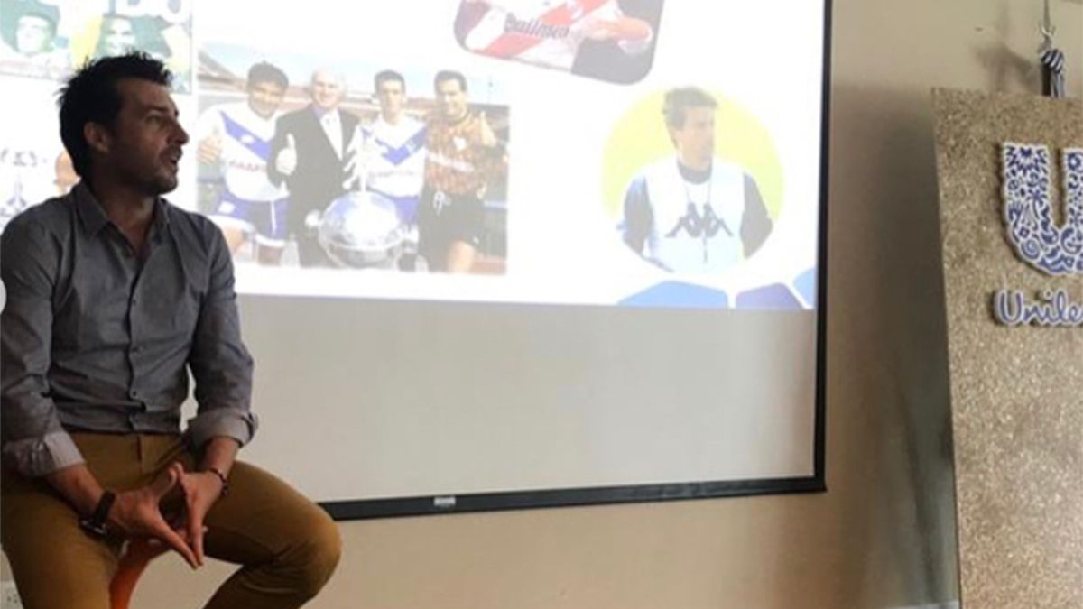 Roberto Trotta está radicado en la Florida, Estados Unidos. Es entrenador y da charlas de liderazgo.