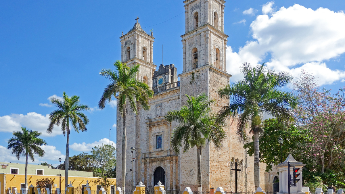 Valladolid es una de las ciudades más encantadoras de España. Valladolid es una de las ciudades más encantadoras de España.