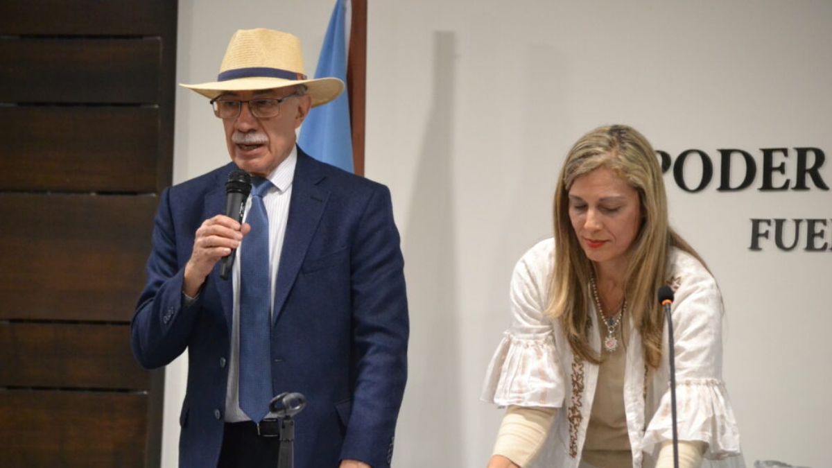 José Valerio salió a marcar que las audiencias de tarde que reclama Alfredo Cornejo no se realizan por falta de fiscales en ese horario. José Valerio salió a marcar que las audiencias de tarde que reclama Alfredo Cornejo no se realizan por falta de fiscales en ese horario.