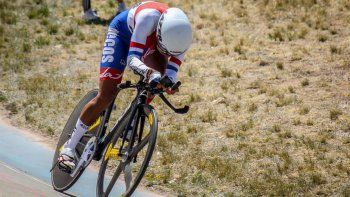 Farid Suárez y Natalia Vera volaron y batieron récords nacionales