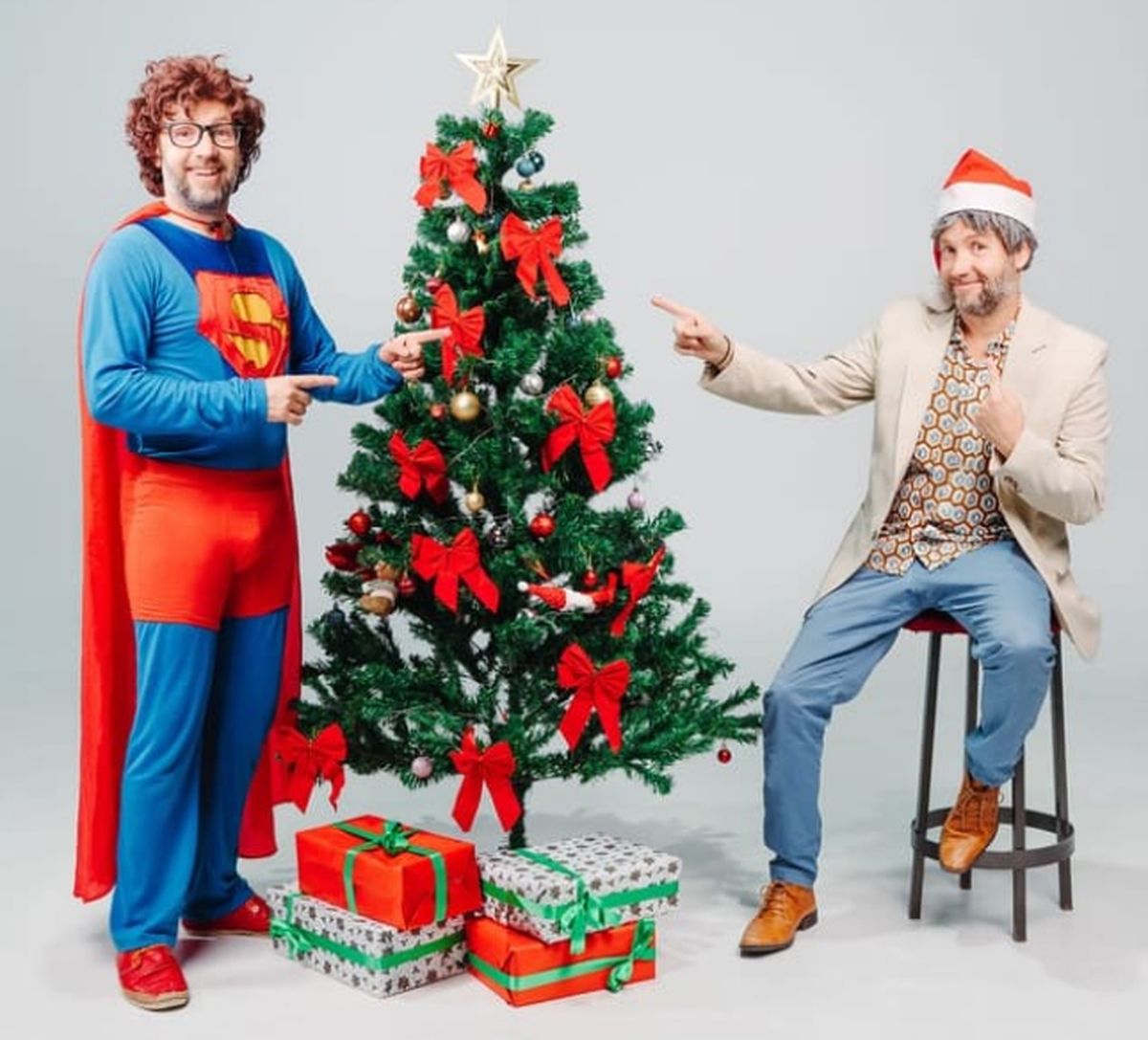 Superman y Gerardo Muñeco. Dos potencias se potencian. Superman y Gerardo Muñeco. Dos potencias se potencian.